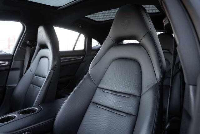 2023 Porsche Panamera 4