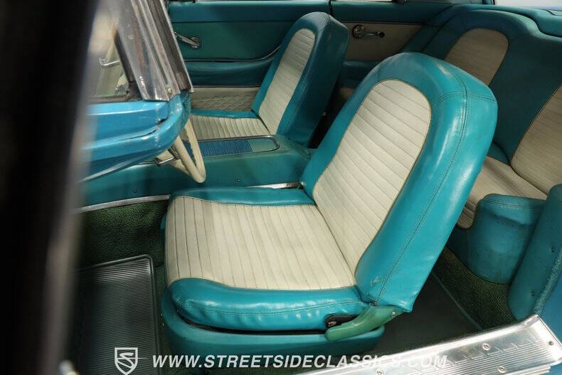 1958 Ford Thunderbird