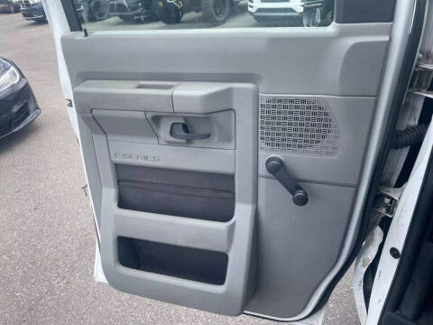 2014 Ford E-Series E-150