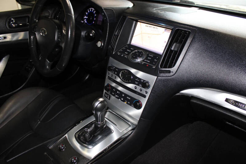 2014 Infiniti Q60 Coupe Journey