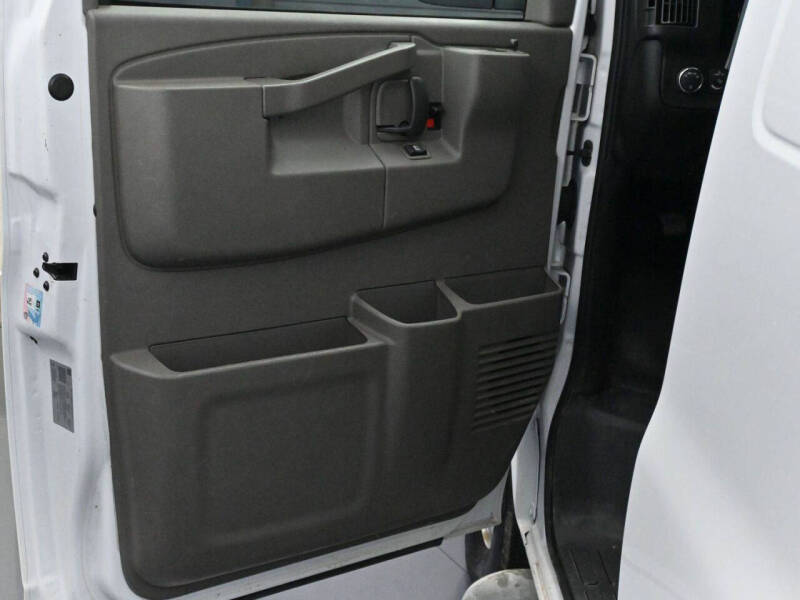 2024 GMC Savana 2500