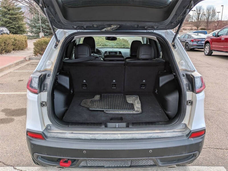 2022 Jeep Cherokee Trailhawk