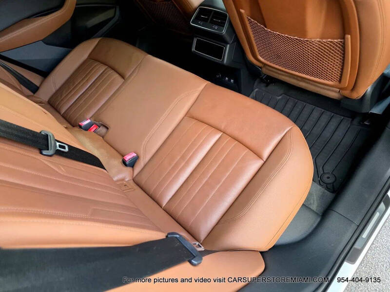 2021 Audi e-tron quattro Premium