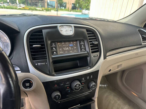 2012 Chrysler 300