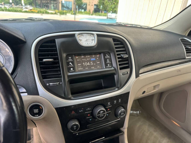 2012 Chrysler 300