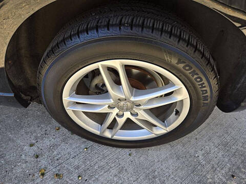 2016 Audi Q5 2.0T quattro Premium Plus