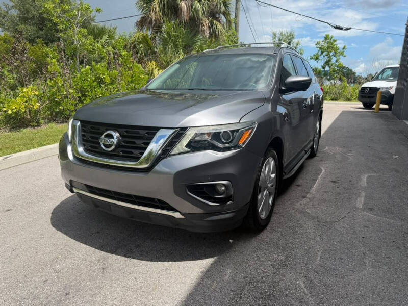 2018 Nissan Pathfinder SL