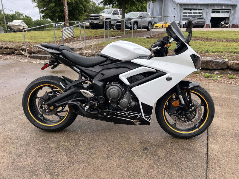 2025 Triumph Daytona 660