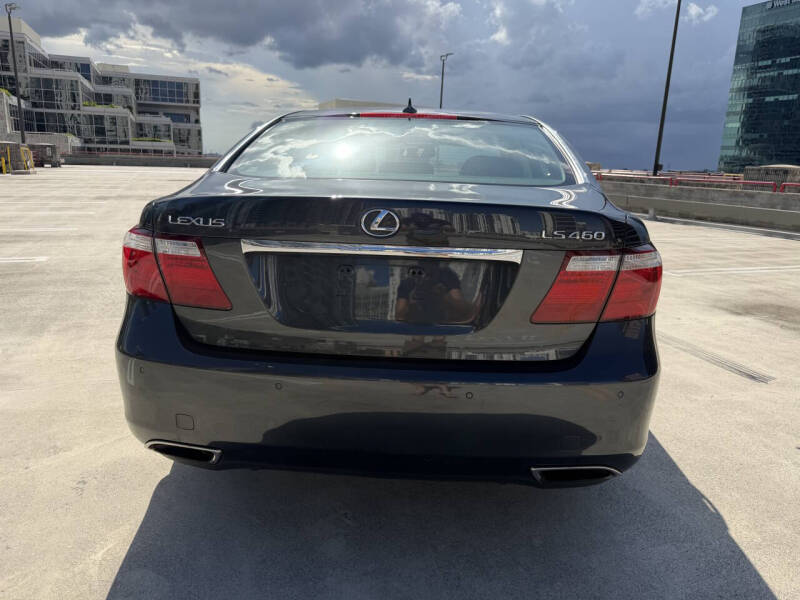 2007 Lexus LS 460
