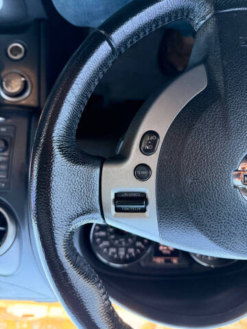 2013 Nissan Rogue SV w/SL Package