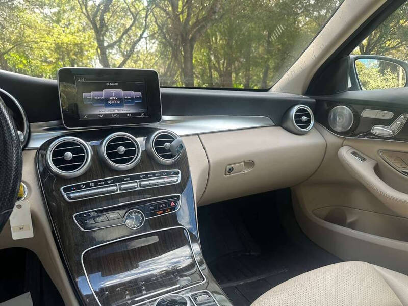 2017 Mercedes-Benz C-Class C 300 4MATIC