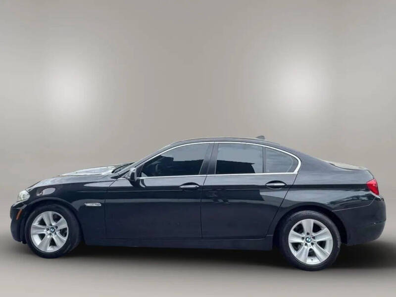 2012 BMW 5 Series 528i