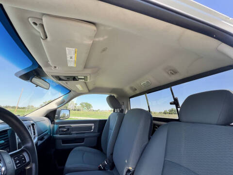2018 RAM 1500 SLT