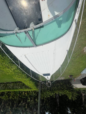 1990 Regal Commodore 265 Cabin Cruiser