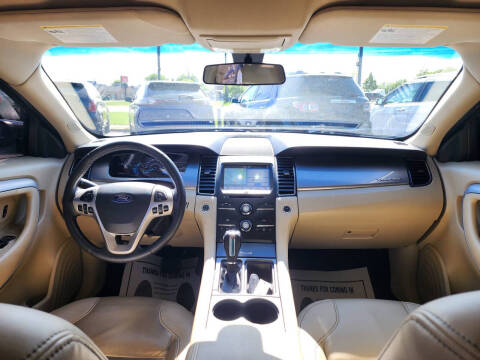 2019 Ford Taurus SEL