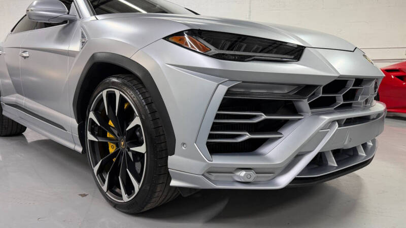 2022 Lamborghini Urus