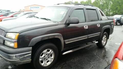 2003 Chevrolet Avalanche for sale at AFFORDABLE DISCOUNT AUTO in Humboldt TN