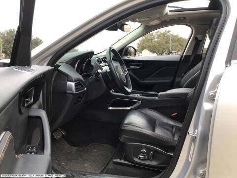 2019 Jaguar F-PACE 25t Prestige