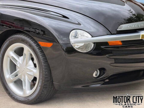 2003 Chevrolet SSR LS