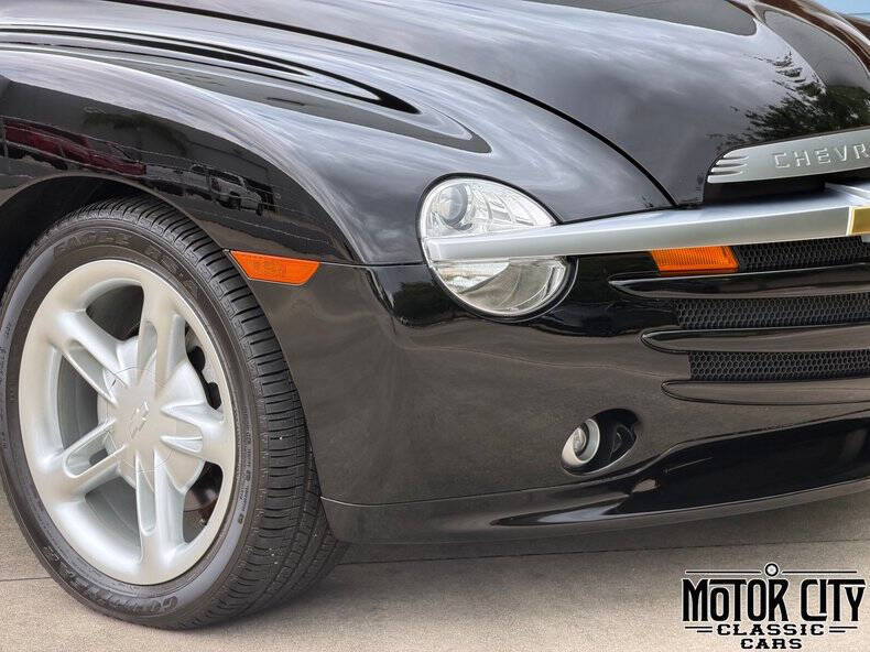 2003 Chevrolet SSR LS