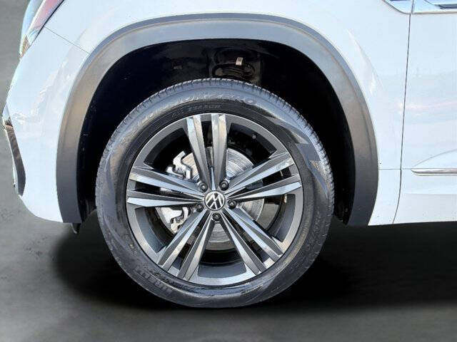 2021 Volkswagen Atlas Cross Sport V6 SE R-Line