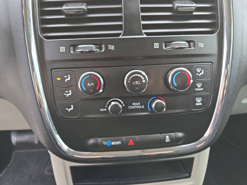 2018 Dodge Grand Caravan SE