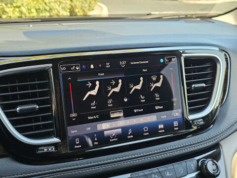 2022 Chrysler Pacifica Limited