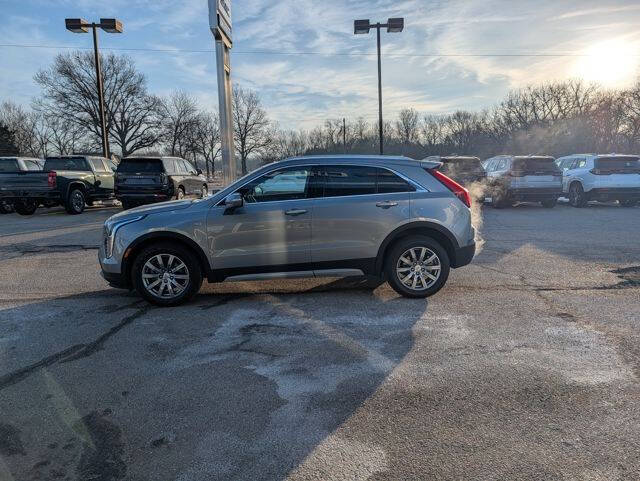 2023 Cadillac XT4 Premium Luxury
