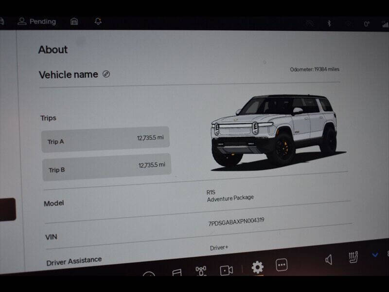 2023 Rivian R1S Adventure