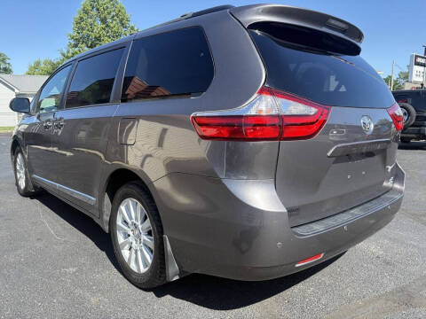 2017 Toyota Sienna
