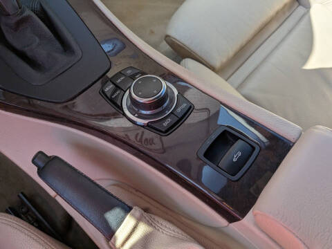 2011 BMW 3 Series 328i