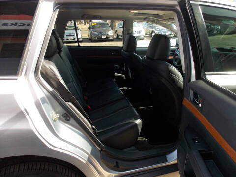 2013 Subaru Outback 2.5i Limited
