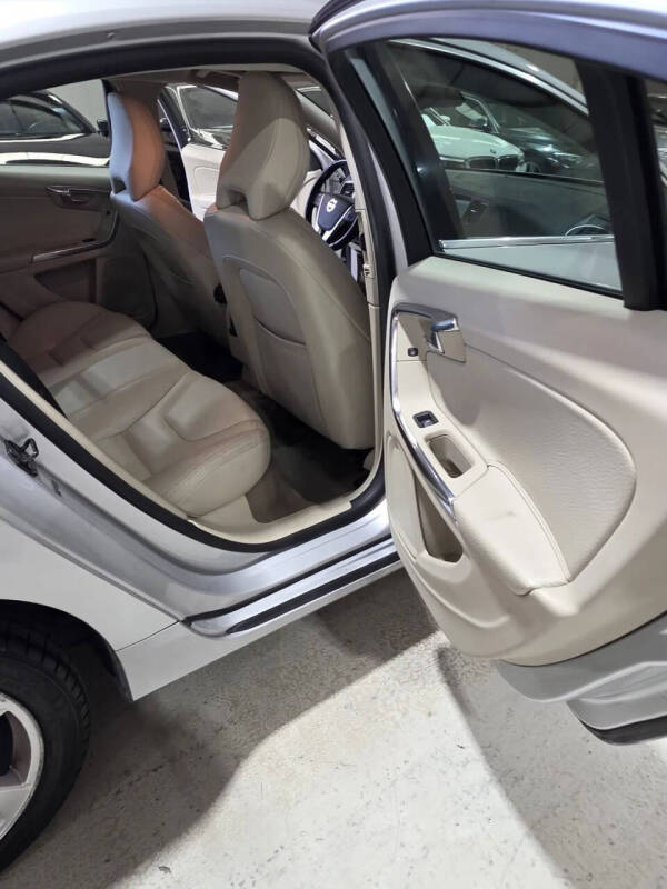 2012 Volvo S60 T5
