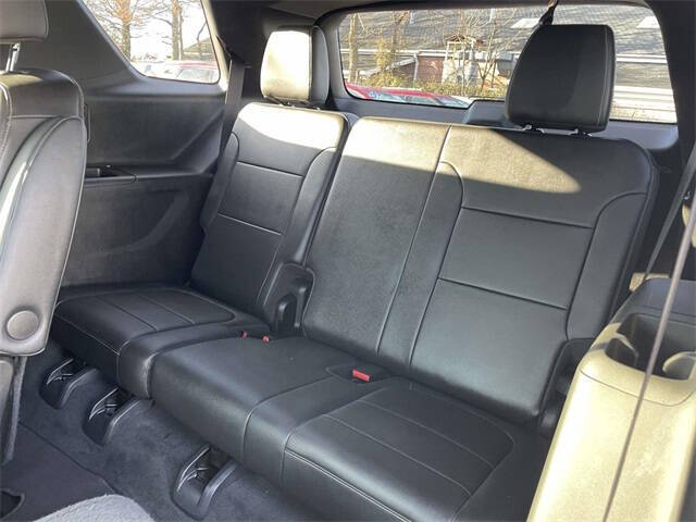 2022 Chevrolet Traverse LT Leather