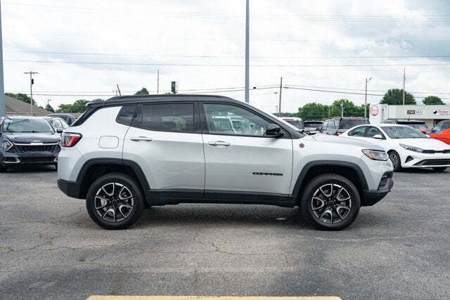 2025 Jeep Compass Trailhawk