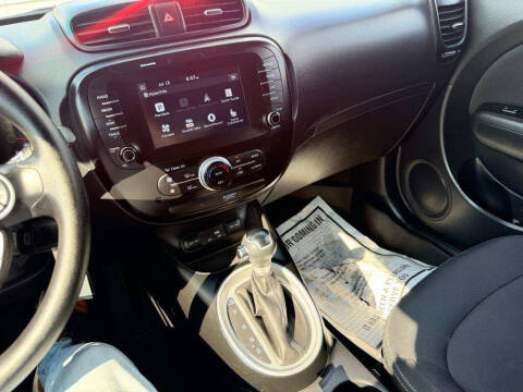 2018 Kia Soul +