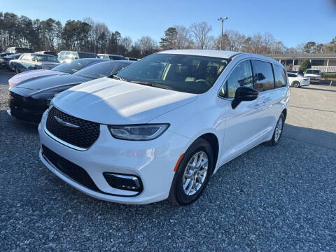 2024 Chrysler Pacifica Touring L