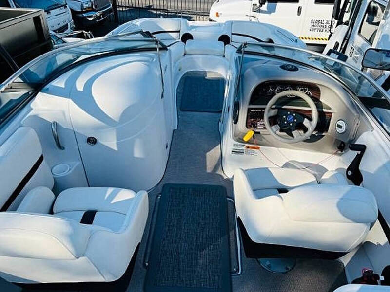 2001 Four Winns FUNSHIP 254