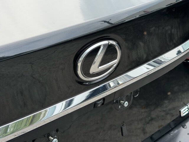 2023 Lexus ES 350