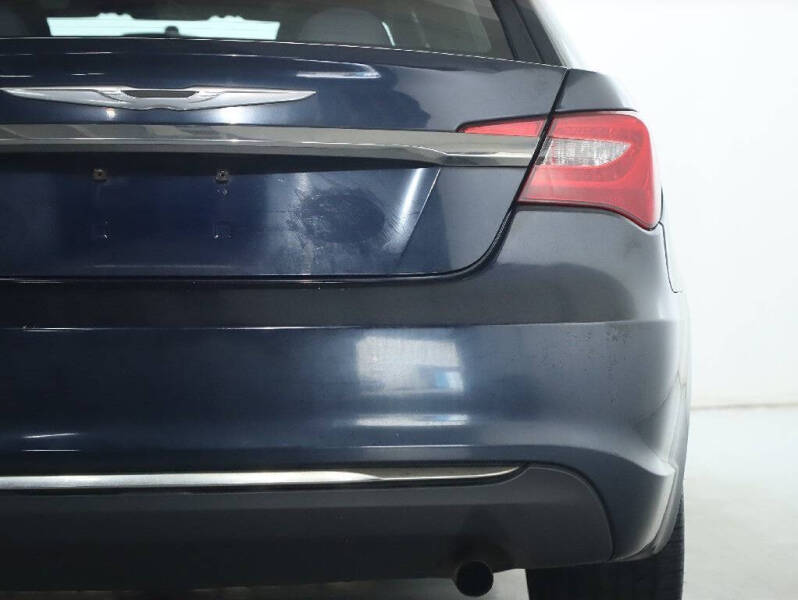 2014 Chrysler 200 LX