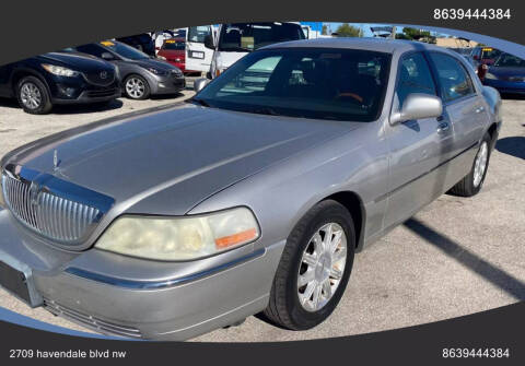 2009 Lincoln Town Car for sale at EZ Motorz LLC in Winter Haven FL