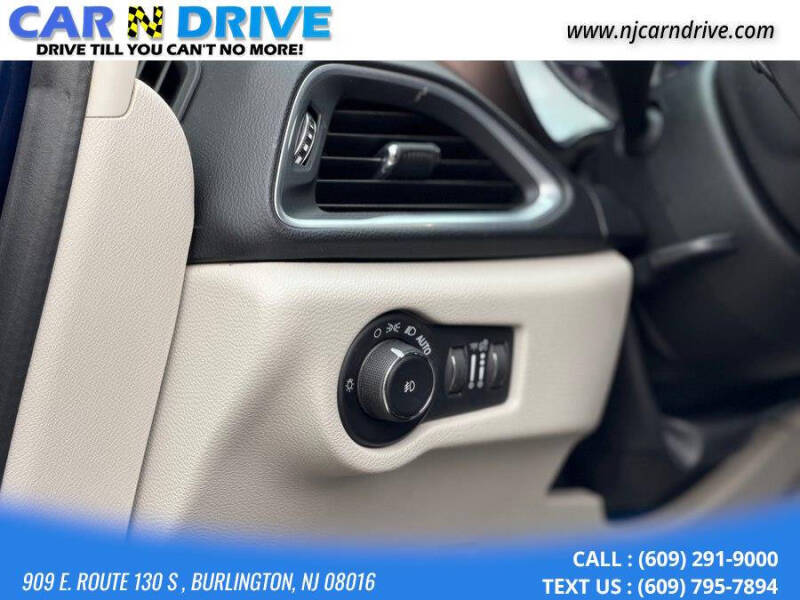 2017 Chrysler Pacifica Touring-L Plus