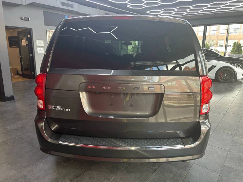 2019 Dodge Grand Caravan SE 35th Anniversary Edition