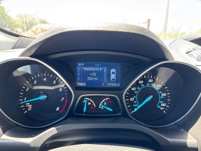 2015 Ford Escape SE