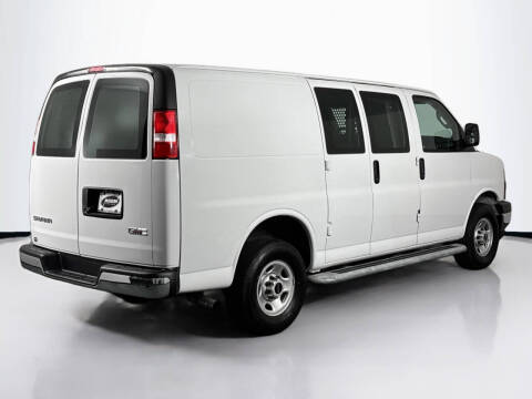 2024 GMC Savana 2500