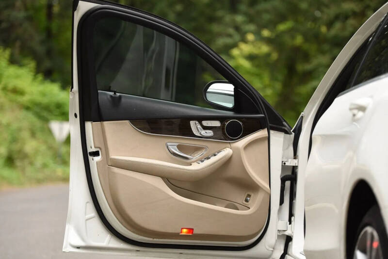 2018 Mercedes-Benz C-Class C 300