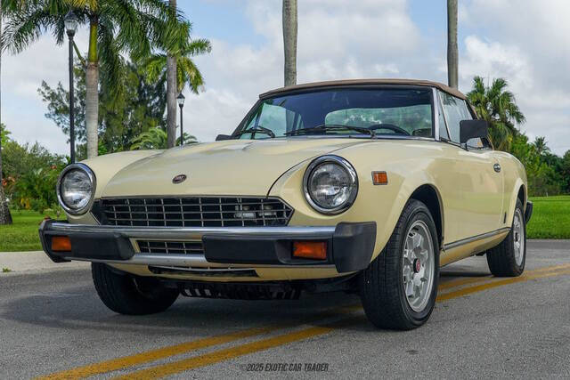 1982 FIAT 2000 Spider