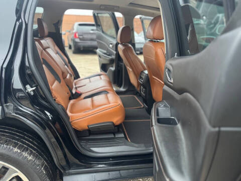 2017 GMC Acadia SLT-1