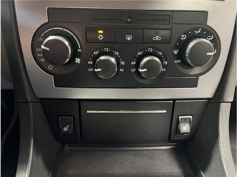 2007 Chrysler 300 SRT-8