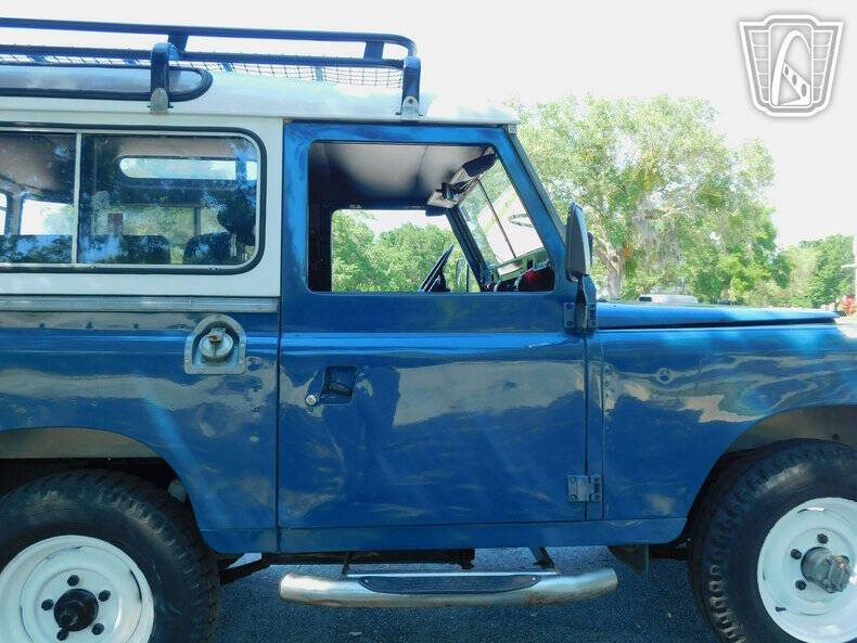 1972 Land Rover Santana
